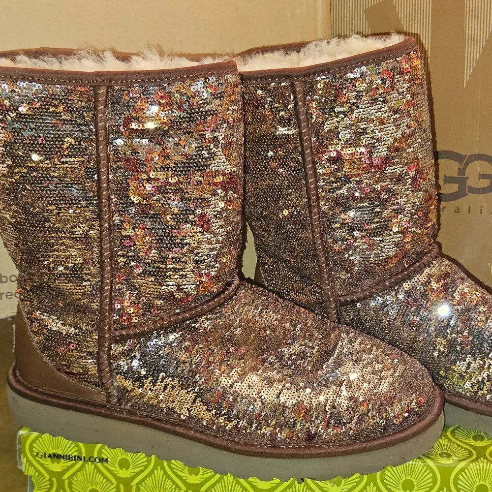 UGG Classic Short Sparkles Boots - Picture 1 of 7